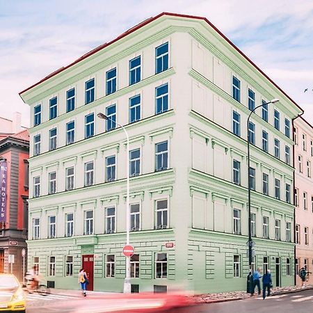 New Apartments Chain Florenc Prag Exteriör bild